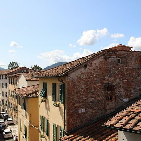 Delizioso Appartamento Centro Storico Lucca Comics Dış mekan fotoğraf