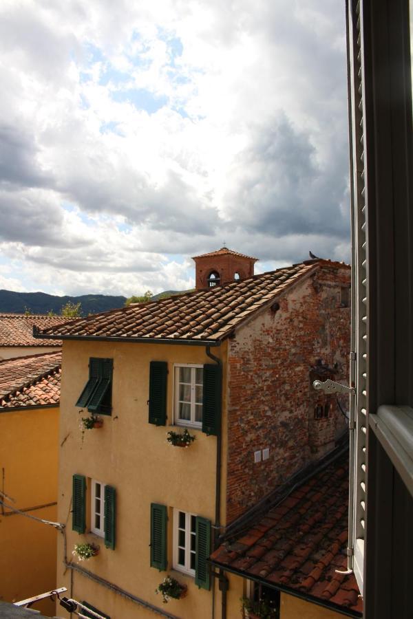 Delizioso Appartamento Centro Storico Lucca Comics Dış mekan fotoğraf
